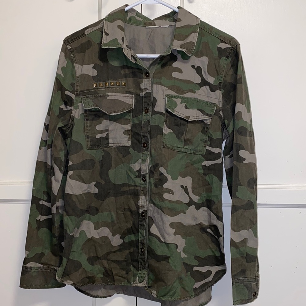 Camouflage Medium Tan Green Long Sleeve Button Up Shirt
